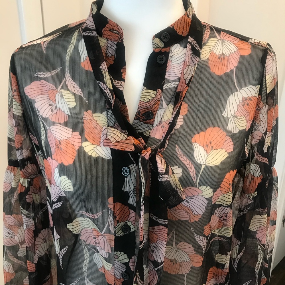 Sheer ginkgo leaves top